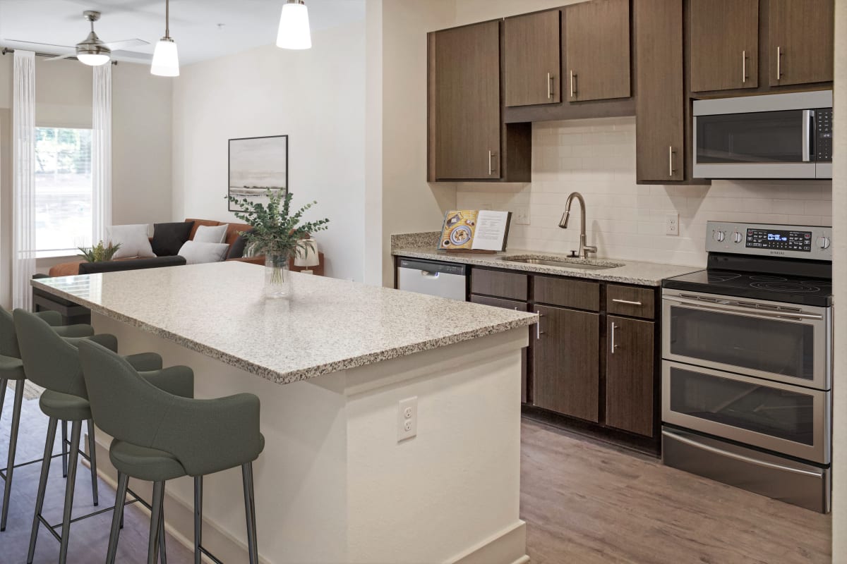 Photos and Video of Arden Apartments in Oakwood, GA